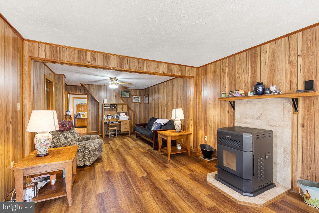 485 Esteppe Rd Property Photo 10