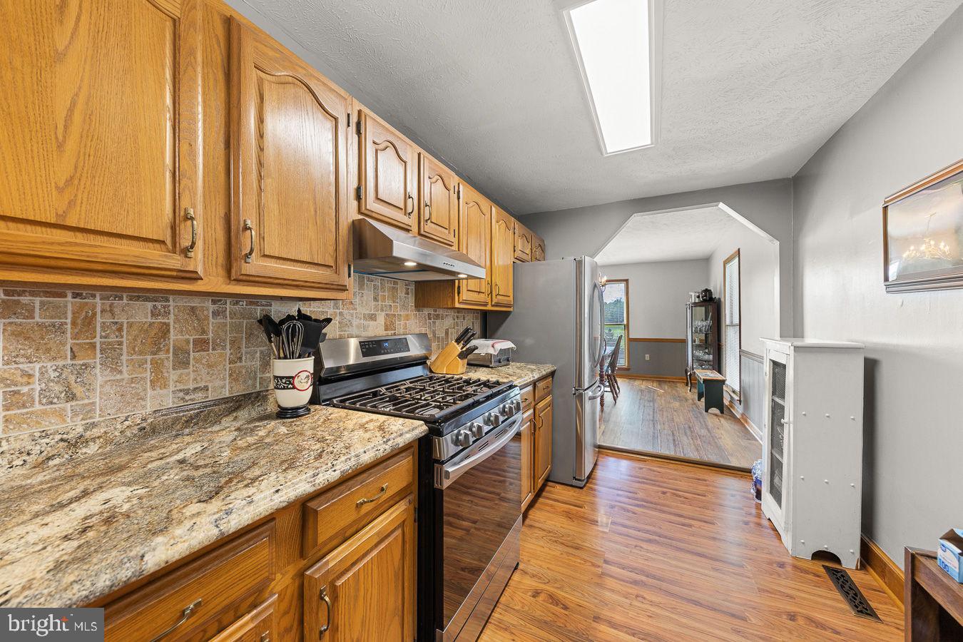 485 Esteppe Rd Property Photo 23