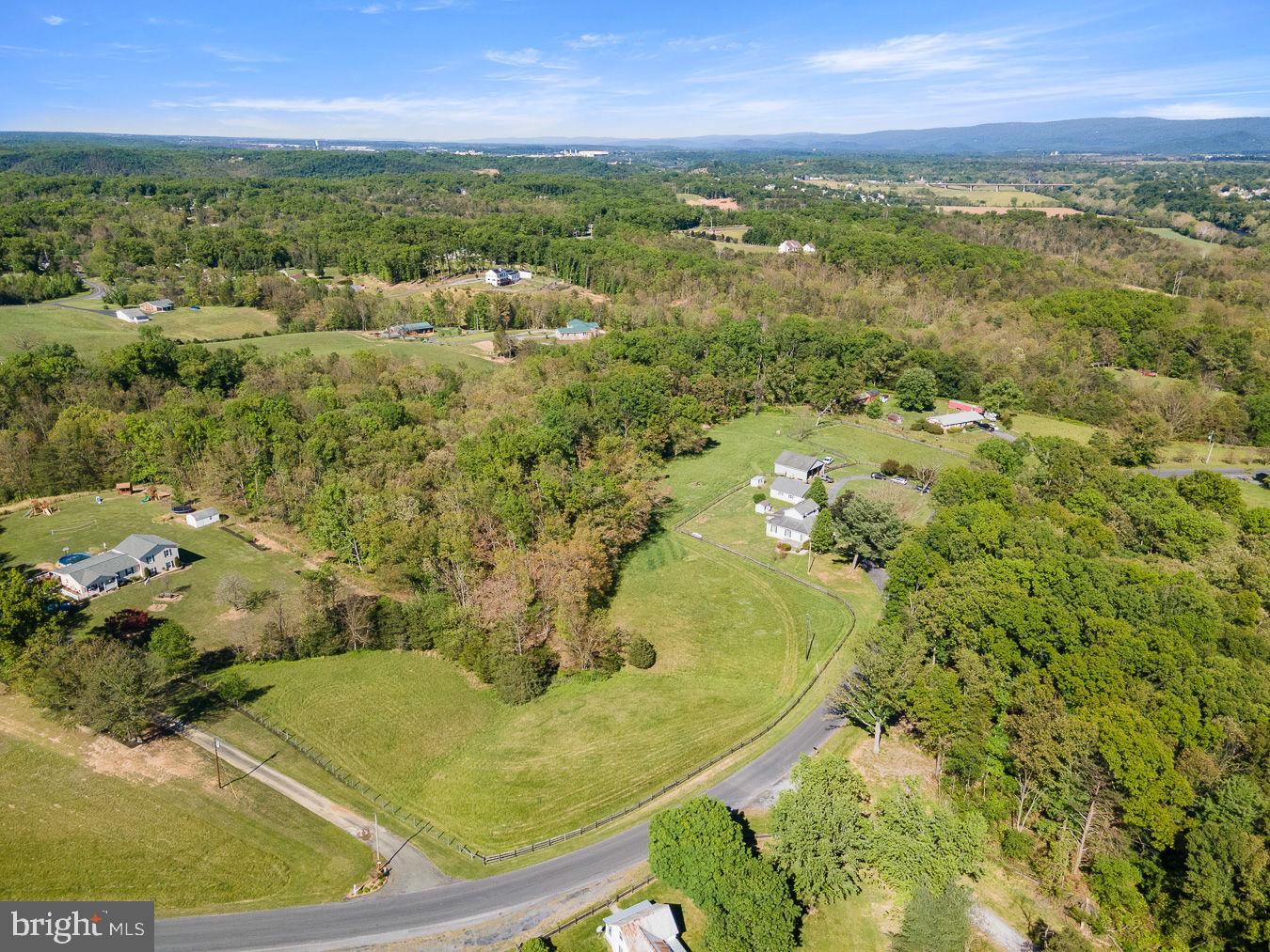 485 Esteppe Rd Property Photo 39