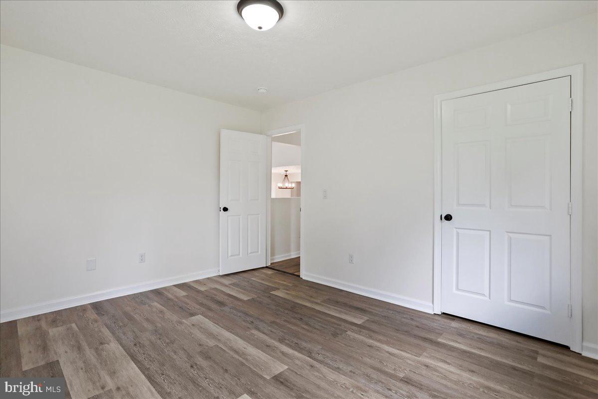 143 Zinn Way Property Photo 6