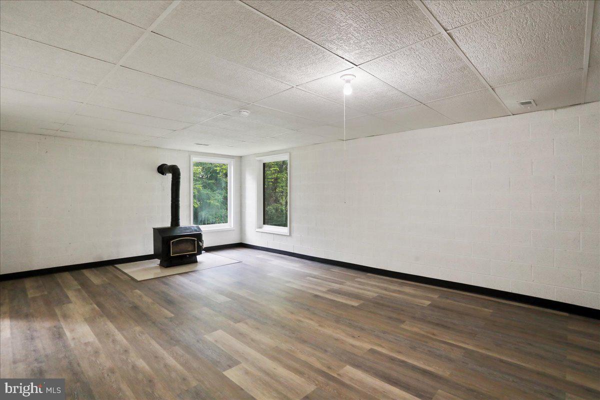 143 Zinn Way Property Photo 25