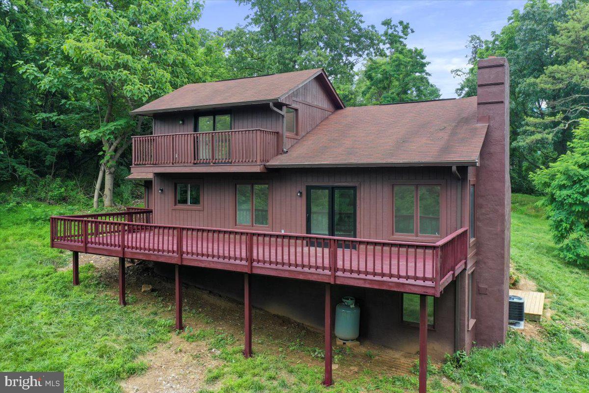 143 Zinn Way Property Photo 33