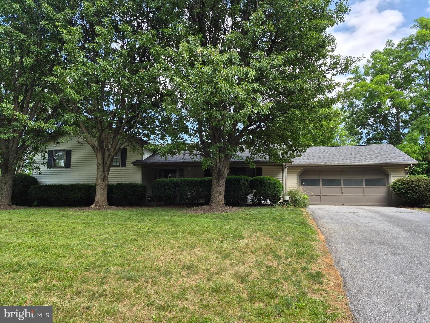 268 Bowling Green Rd Property Photo 2
