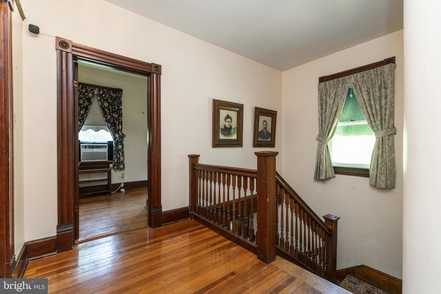 413 Grand Ave Property Photo 39