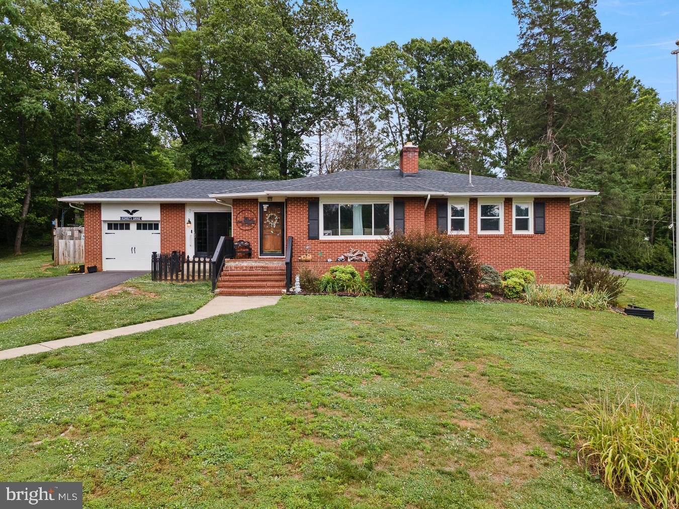 149 Dungadin Rd Property Photo 2