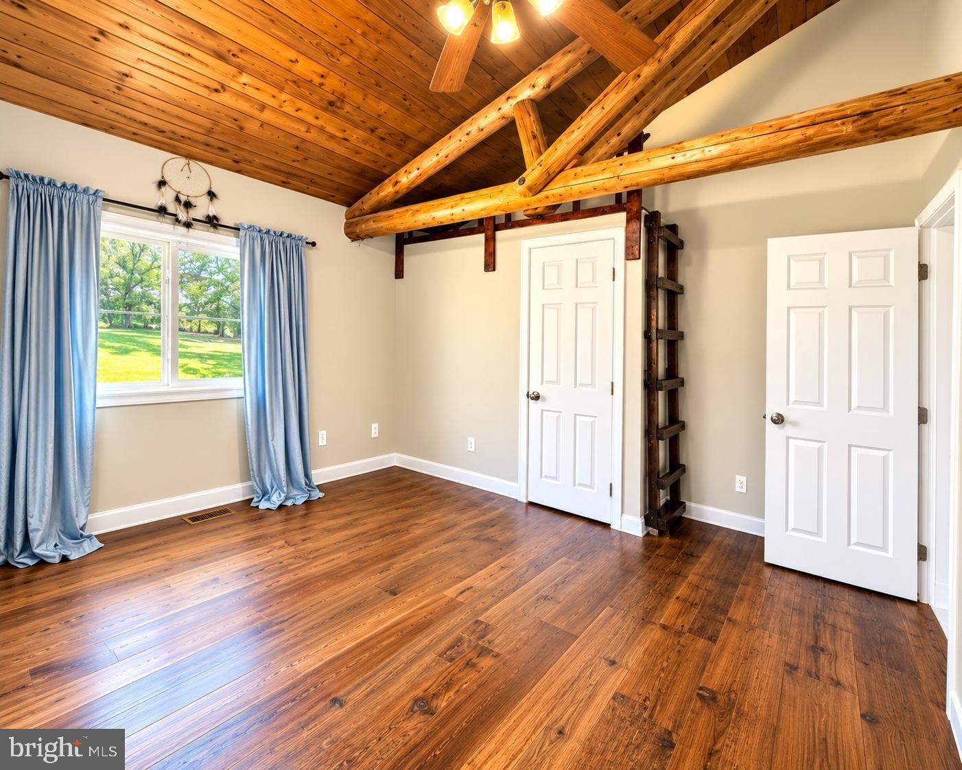 454 Pine Ridge Dr Property Photo 8