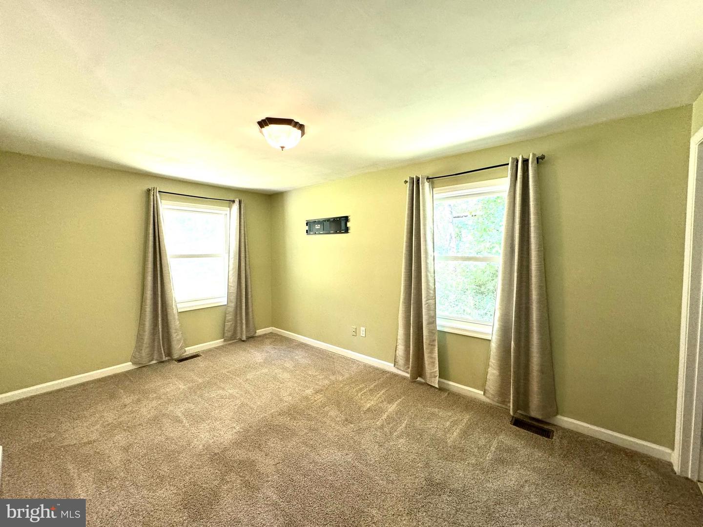 454 Pine Ridge Dr Property Photo 18