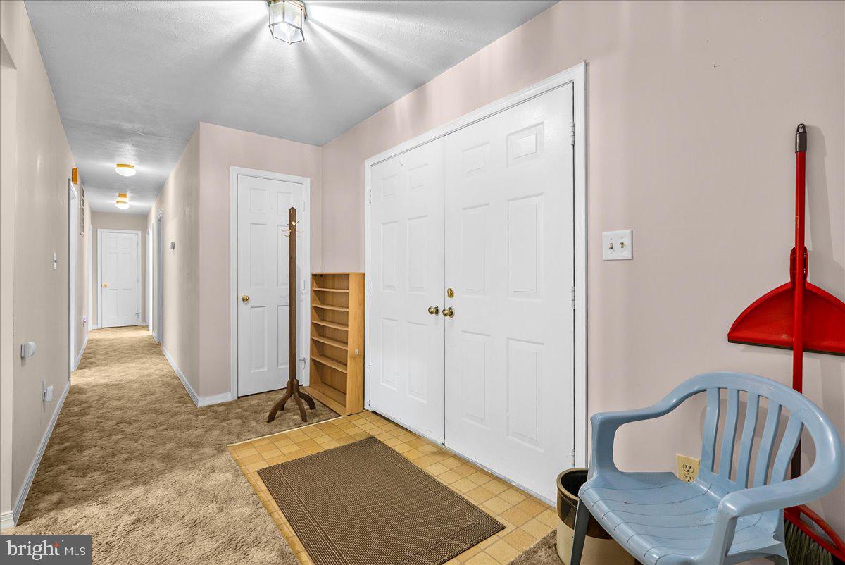 298 Mcdaniel Ln Property Photo 7