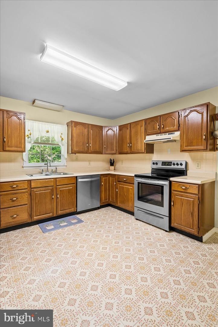 298 Mcdaniel Ln Property Photo 15