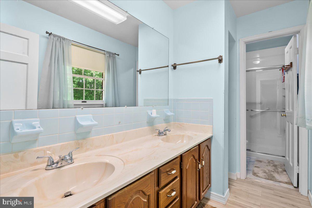 298 Mcdaniel Ln Property Photo 27