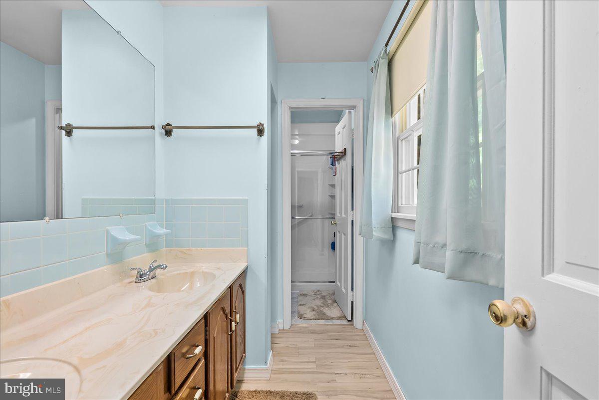 298 Mcdaniel Ln Property Photo 28