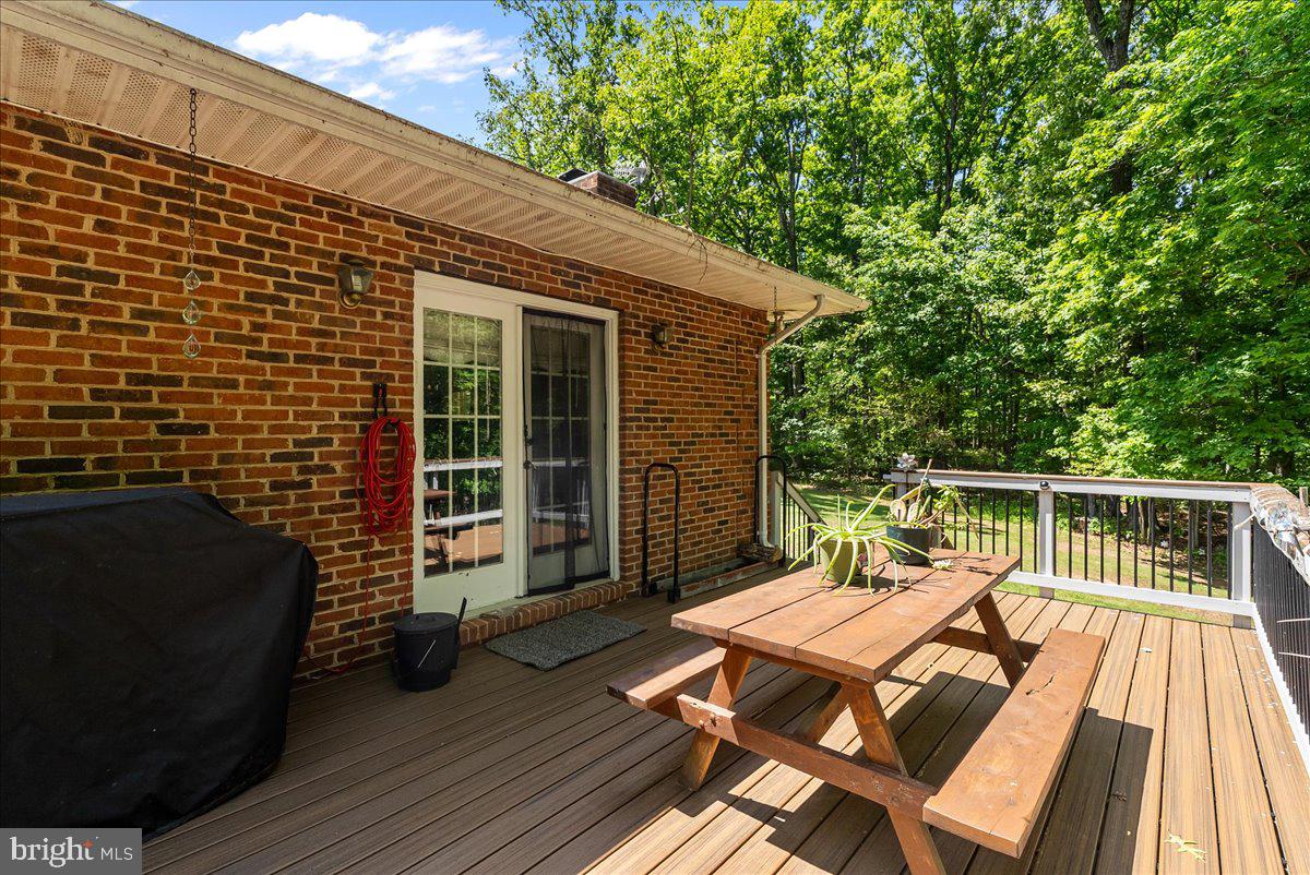 298 Mcdaniel Ln Property Photo 37