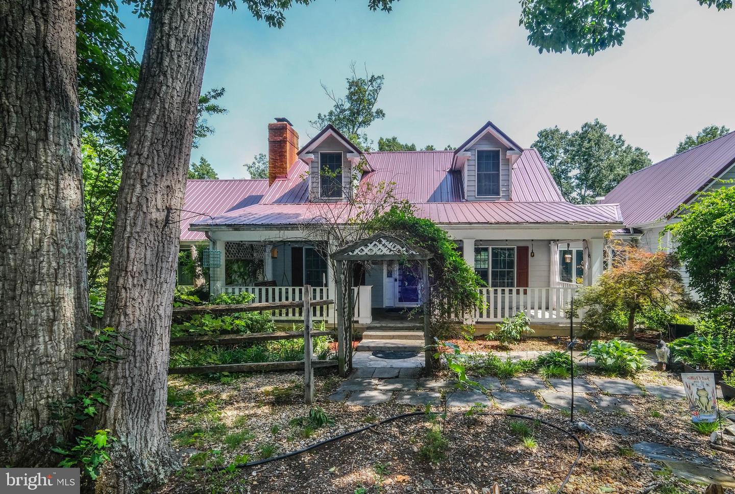 148 GREEN HILL RIDGE CT