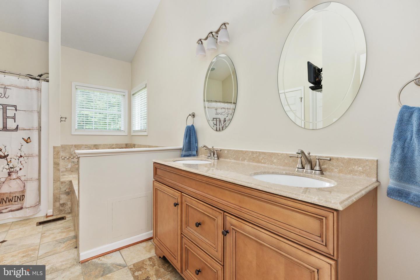 228 Mercys Dr Property Photo 21