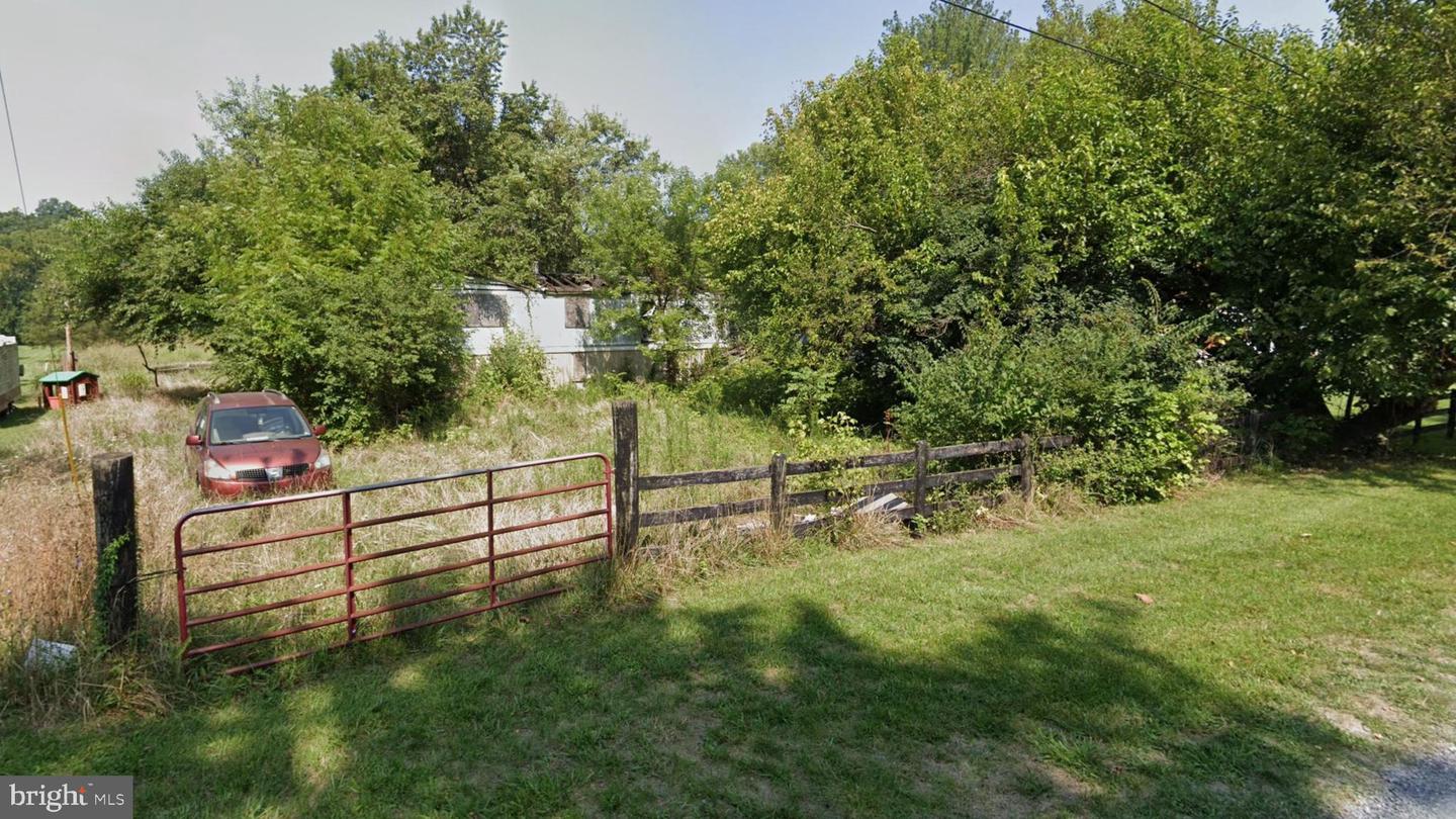 745 Farms River Rd Property Photo 4