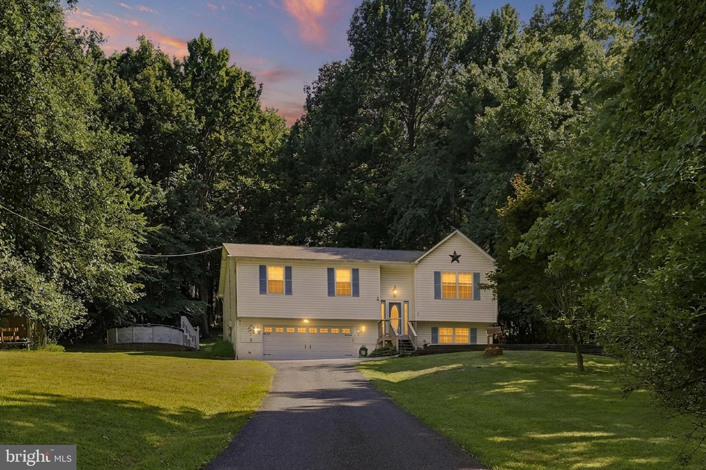 461 Rome Beauty Dr Property Photo 1