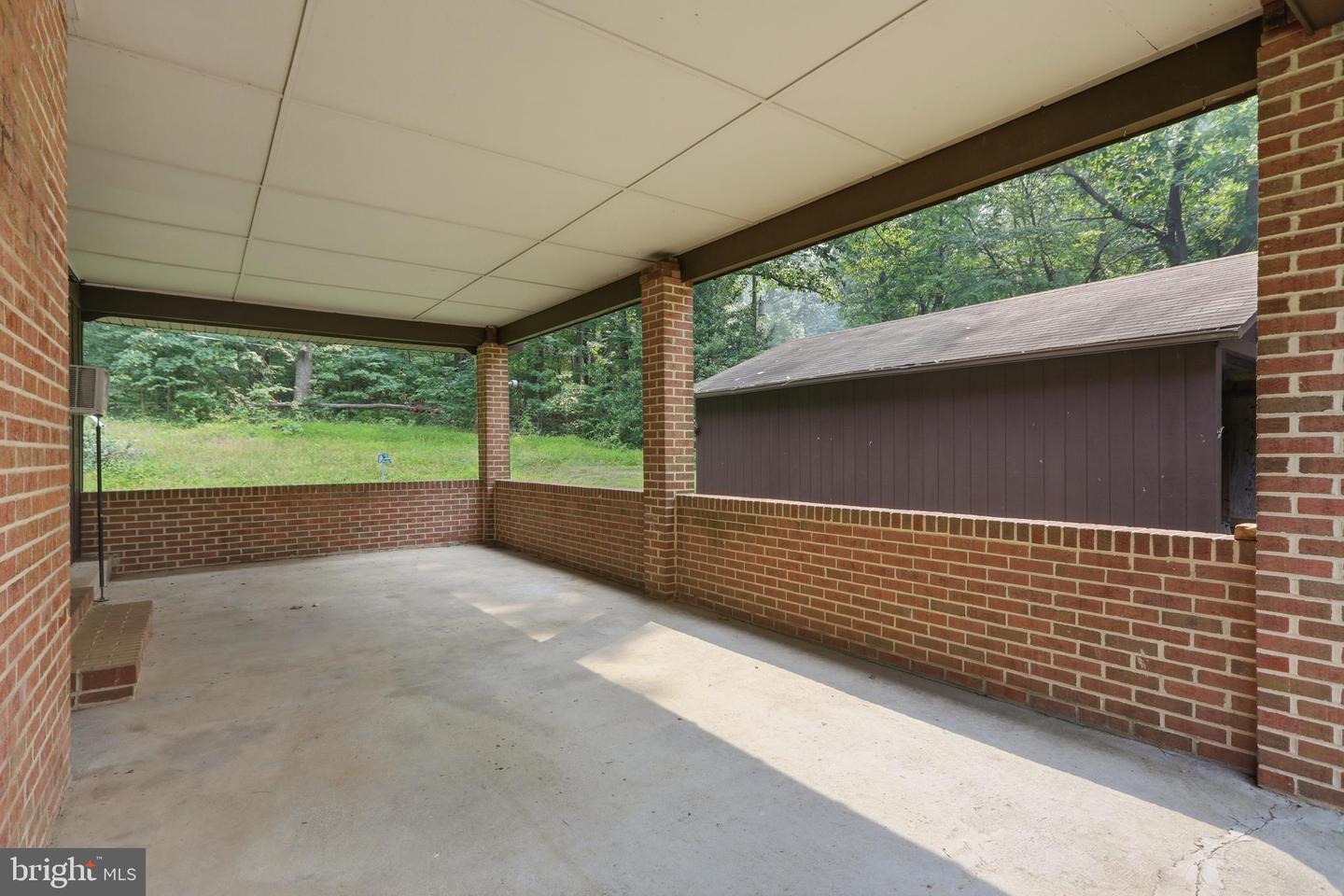 2840 Gooney Manor Loop Property Photo 25