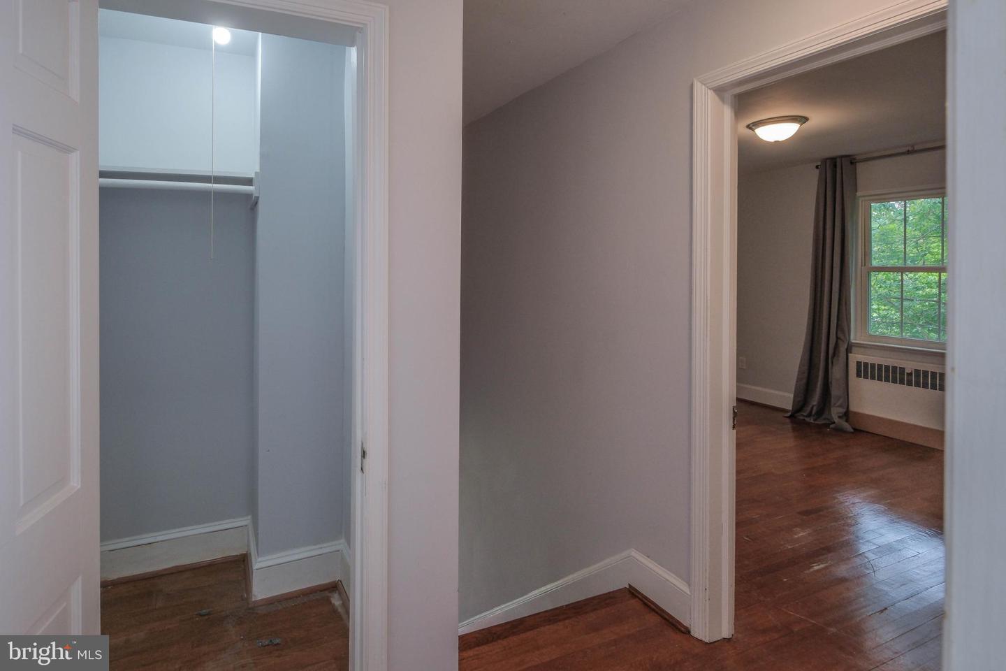208 Salem Ave Property Photo 37