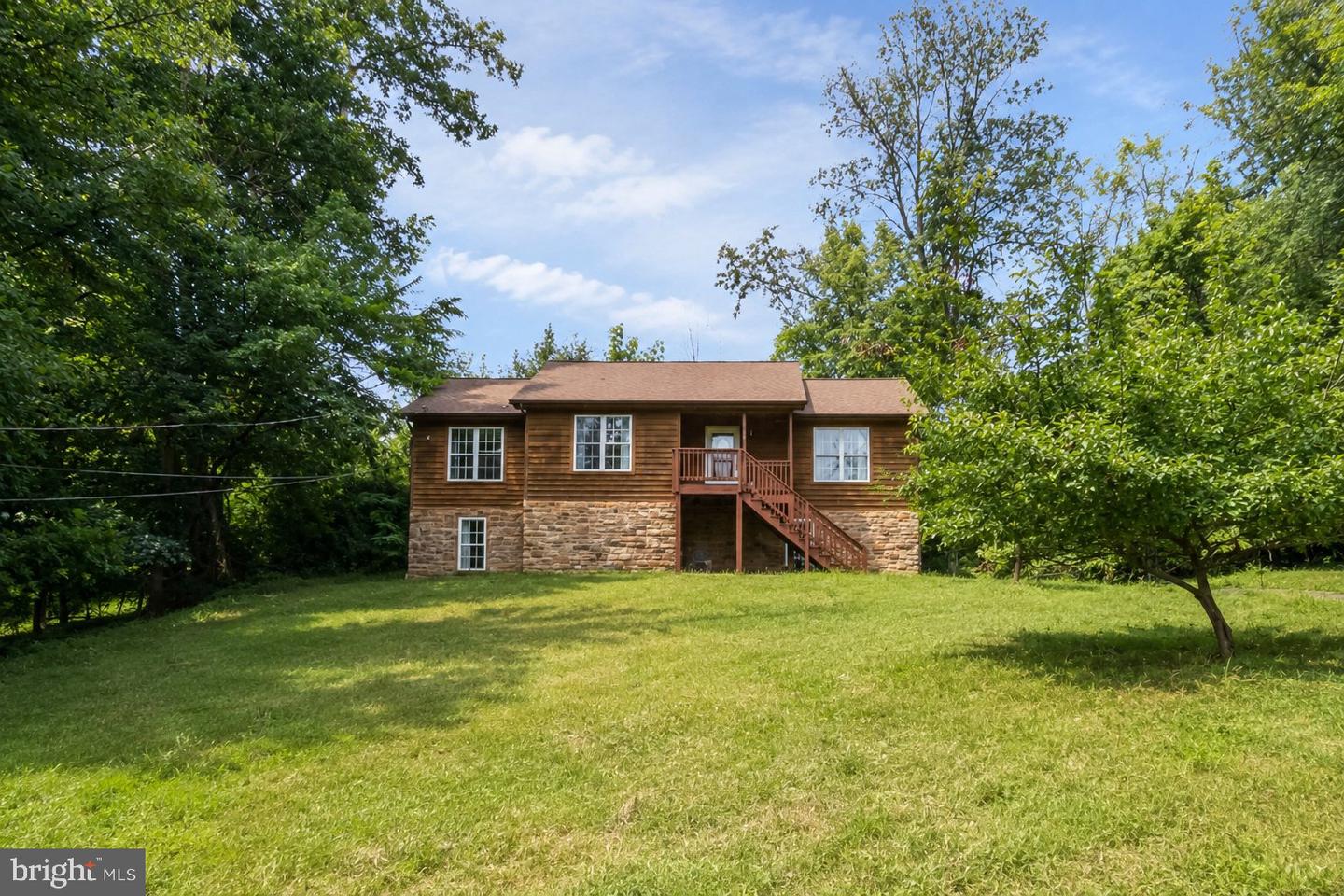368 FREEZE RD Property Photo 1