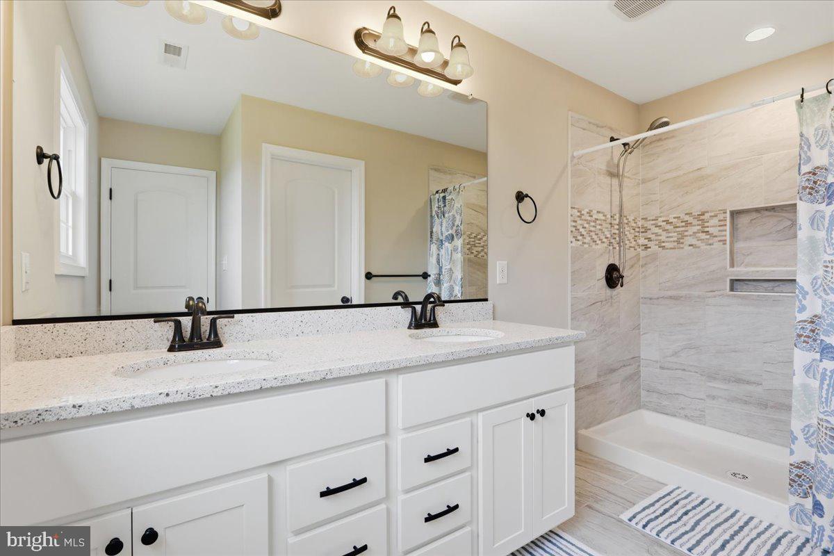 524 Lower Valley Rd Property Photo 29