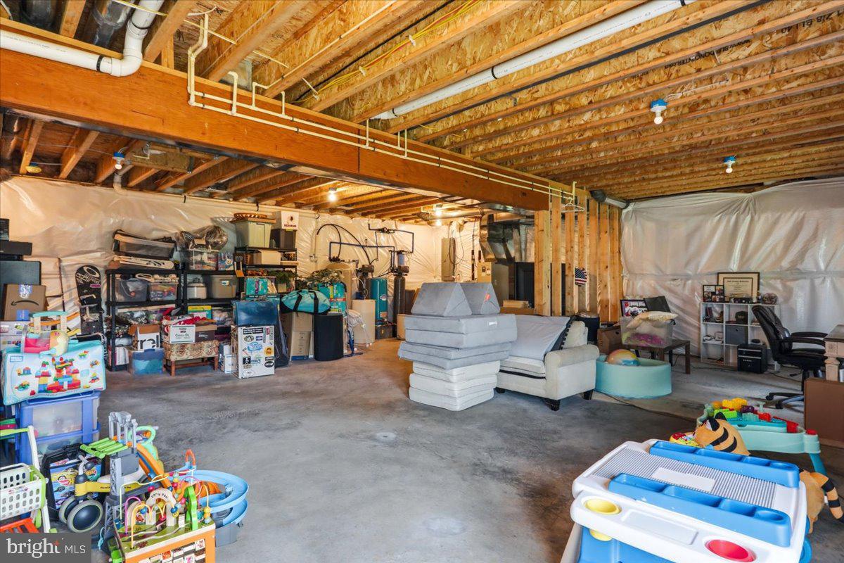 524 Lower Valley Rd Property Photo 37