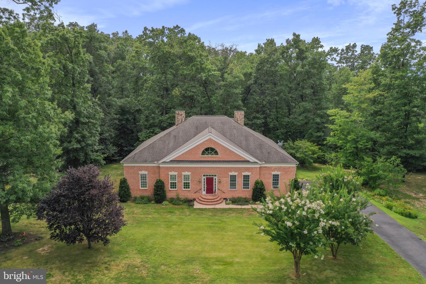 289 RELIANCE WOODS DR
