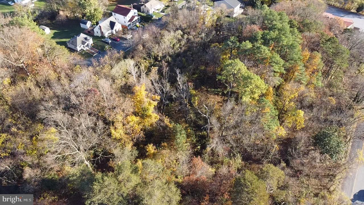 E 14th St Property Photo 7