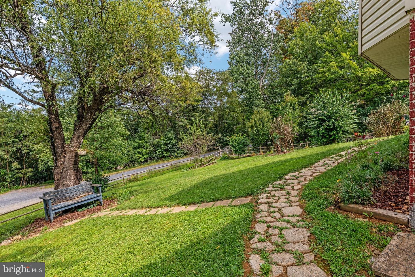 107 Tee Ct Property Photo 27