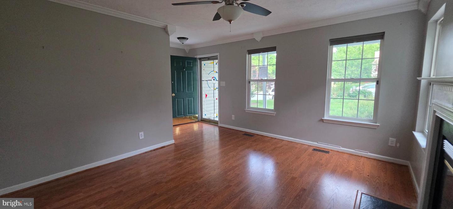 983 Meadow Ct Property Photo 6