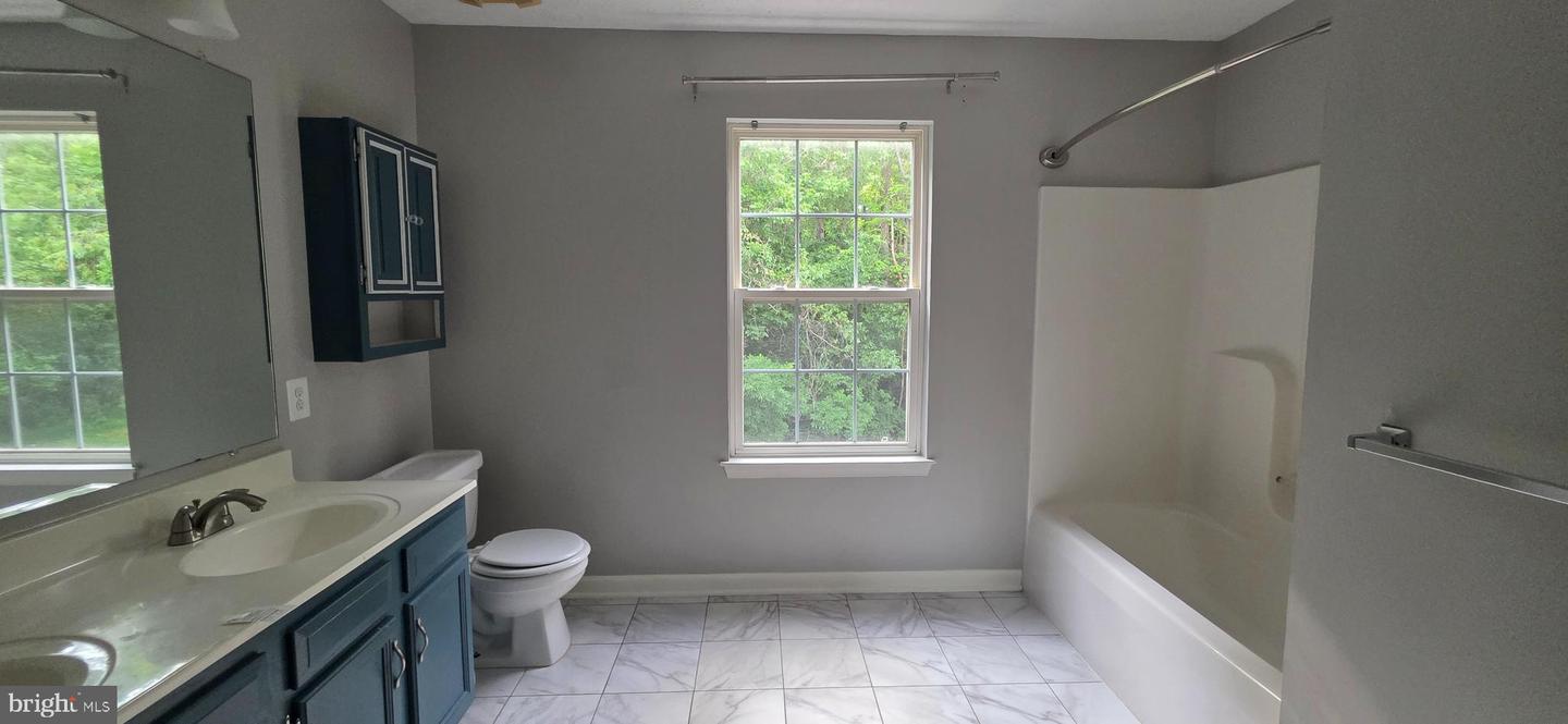 983 Meadow Ct Property Photo 37