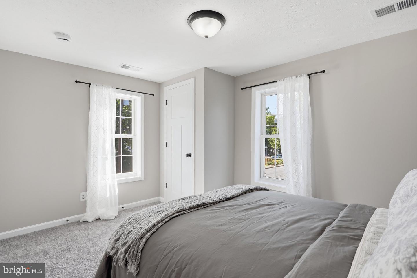 346 Cloud St Property Photo 11
