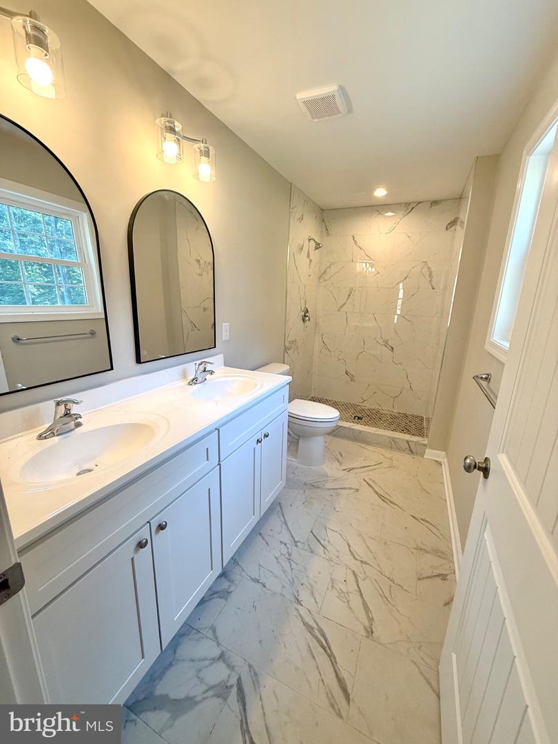 3 Dry Run Ct Property Photo 7