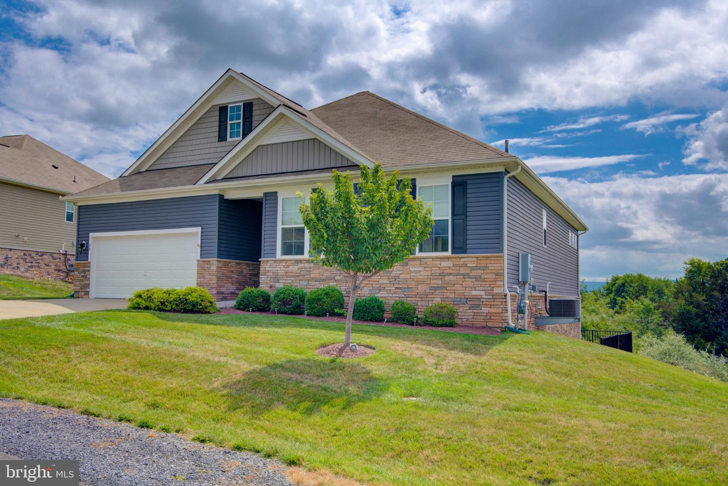 79 Putter Ct Property Photo 3