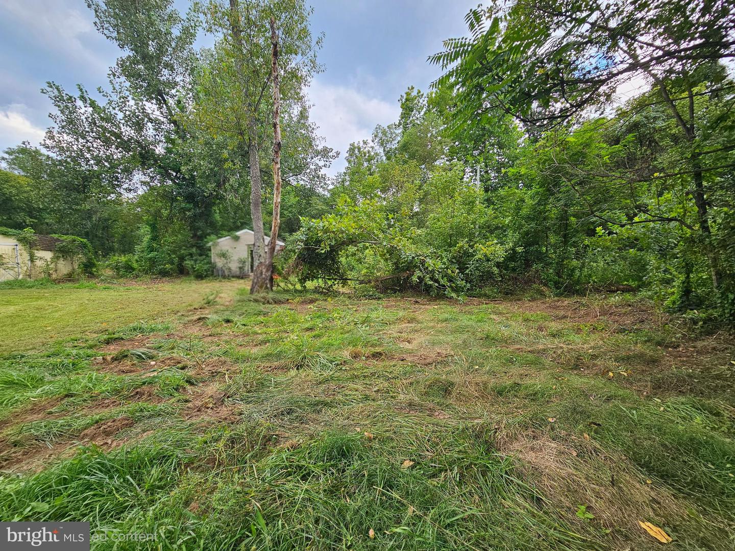 348 Thompson Hollow Rd Property Photo 13