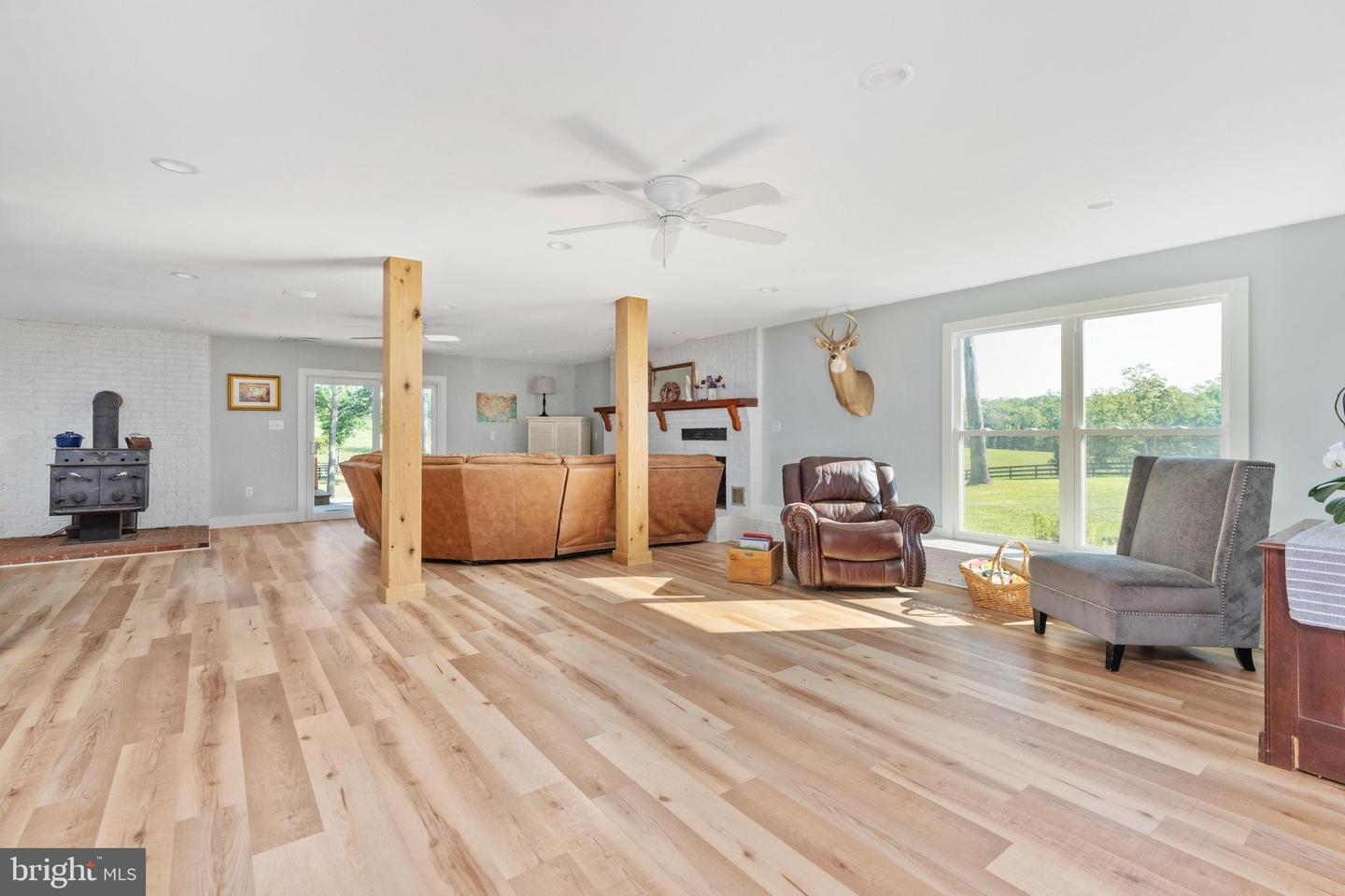 129 Property Photo 16