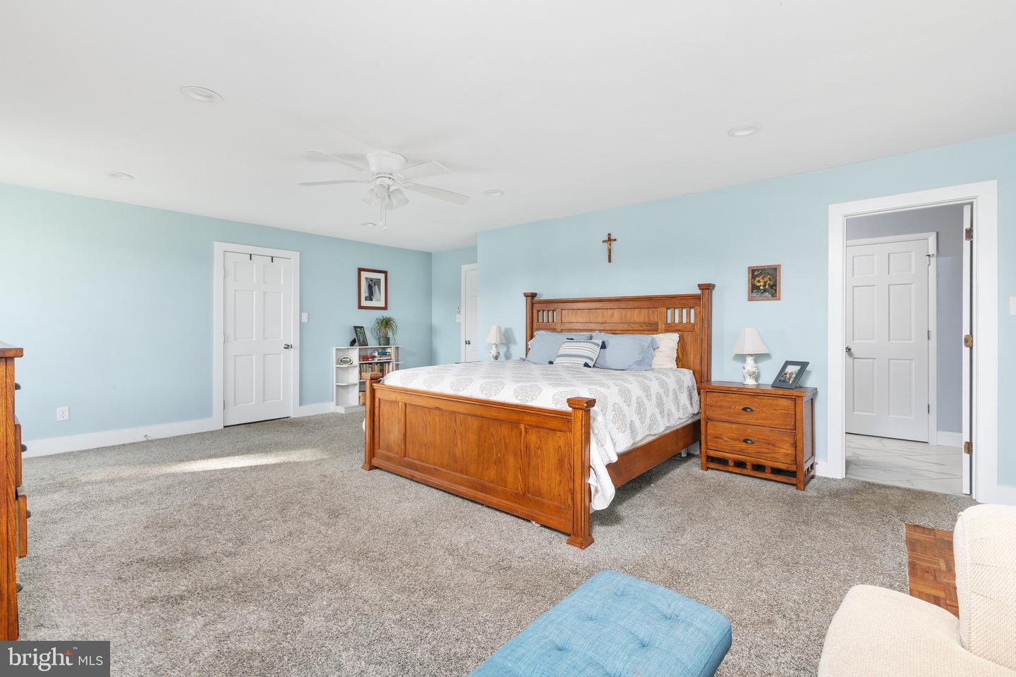 129 Property Photo 23