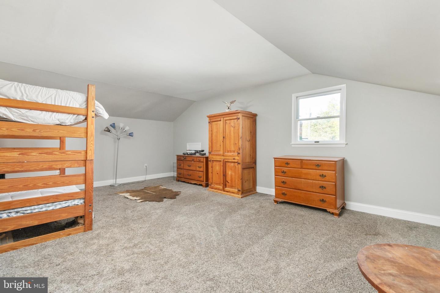 129 Property Photo 31