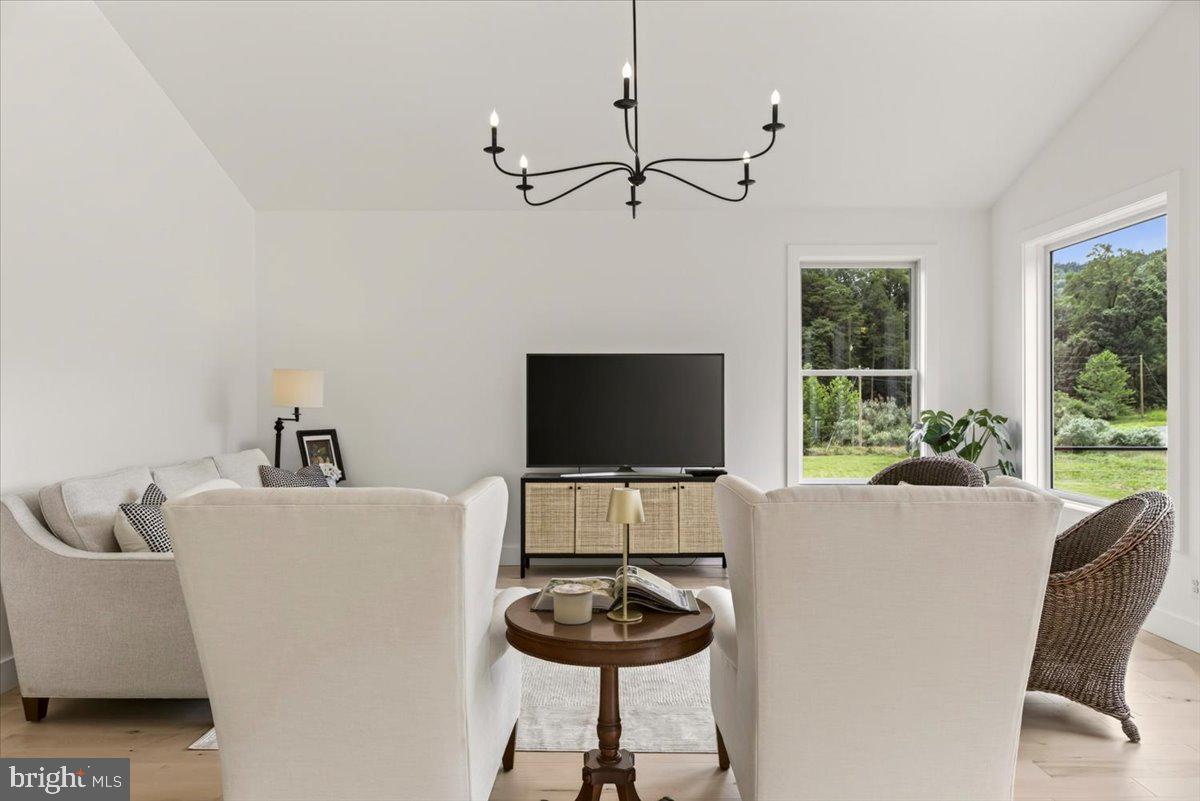 720 Gooney Manor Loop Property Photo 13