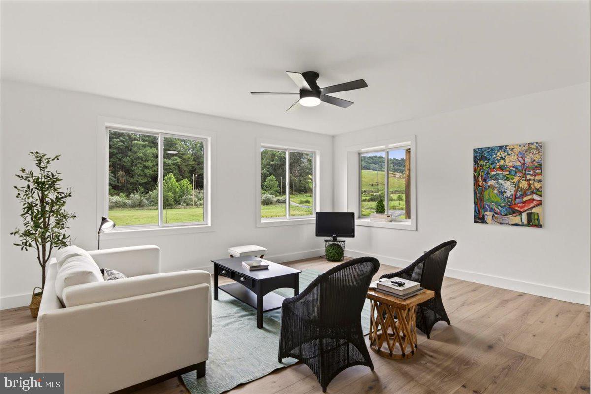 720 Gooney Manor Loop Property Photo 20