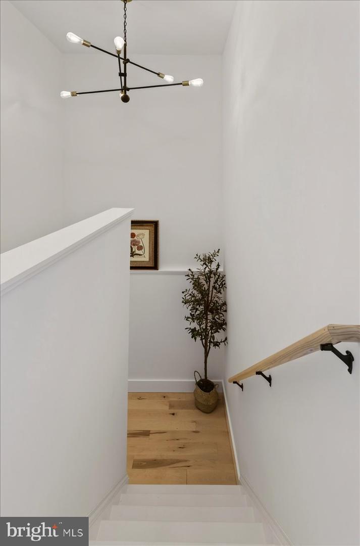720 Gooney Manor Loop Property Photo 46