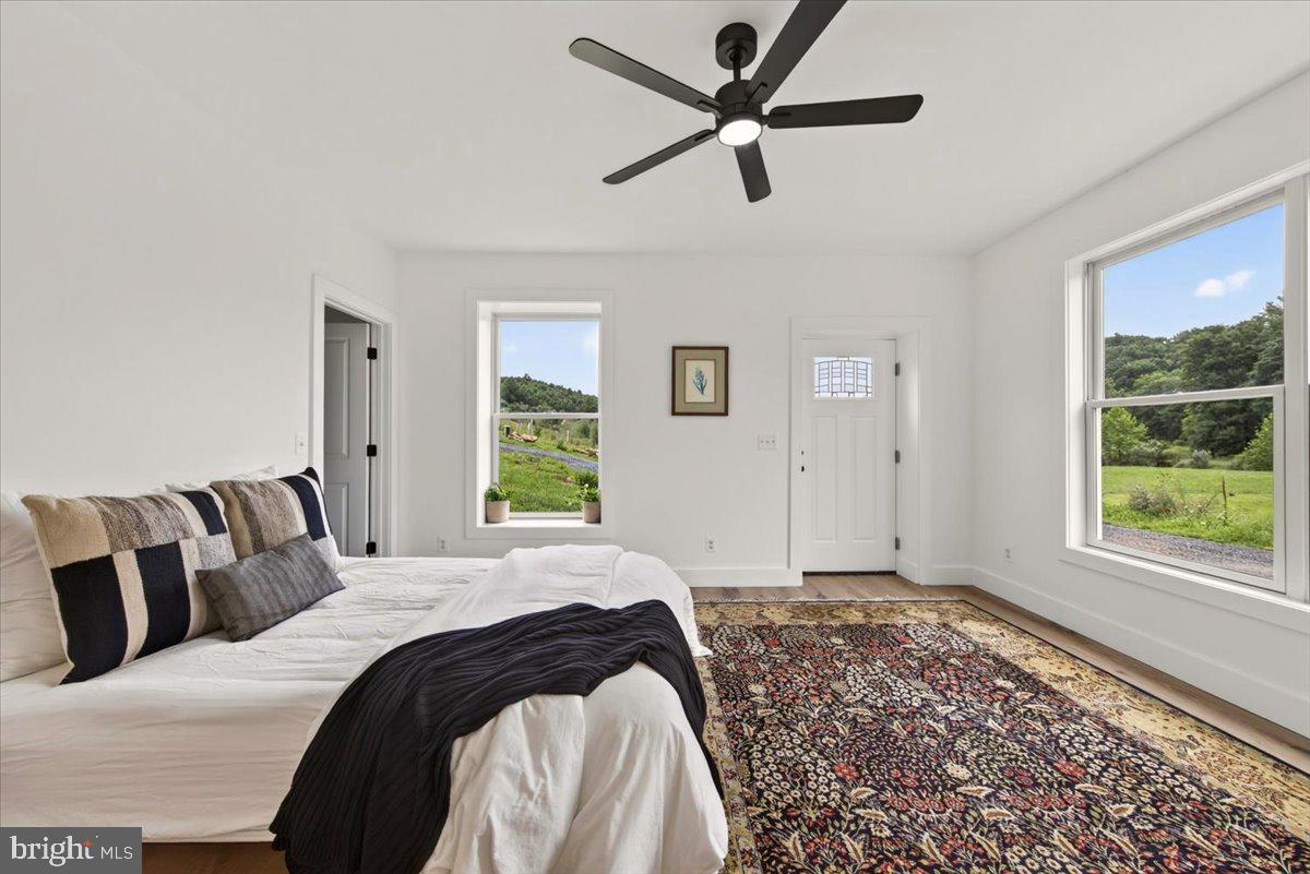 720 Gooney Manor Loop Property Photo 49