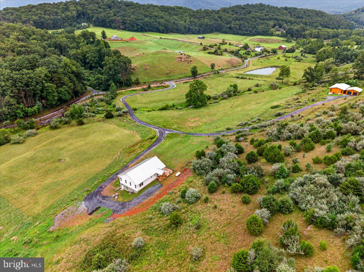 720 Gooney Manor Loop Property Photo 74