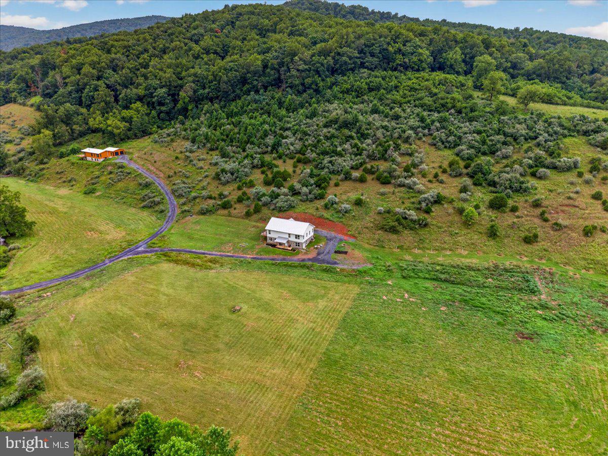 720 Gooney Manor Loop Property Photo 78