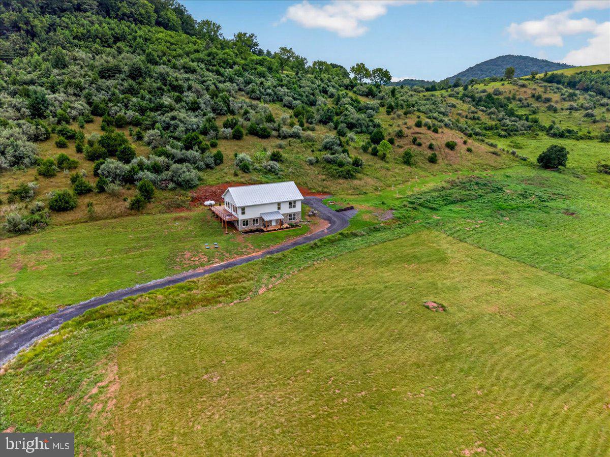 720 Gooney Manor Loop Property Photo 81