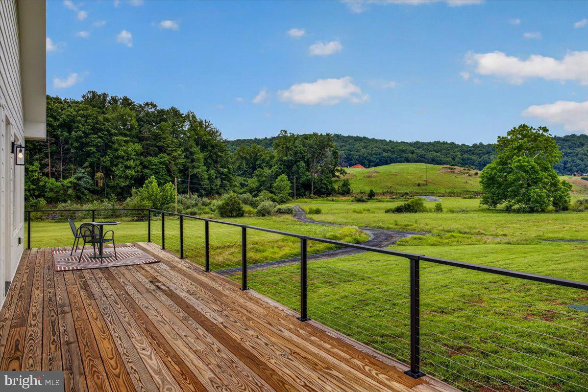 720 Gooney Manor Loop Property Photo 94