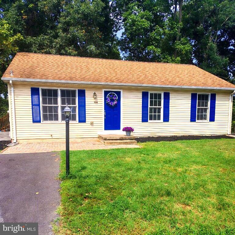 1519 MALLARD PL