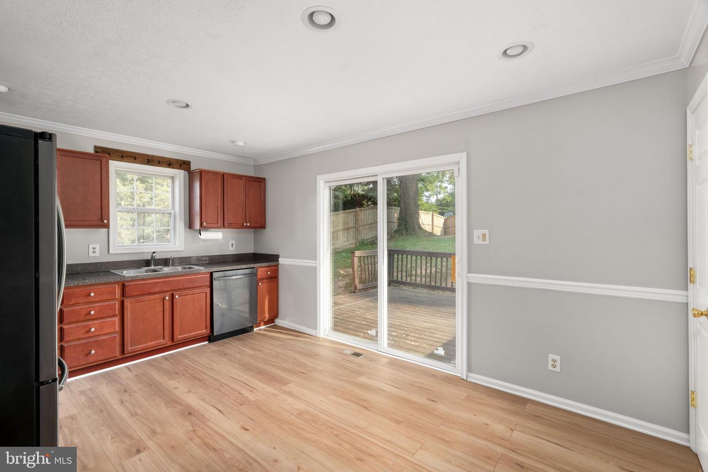 57 Crestview Property Photo 8