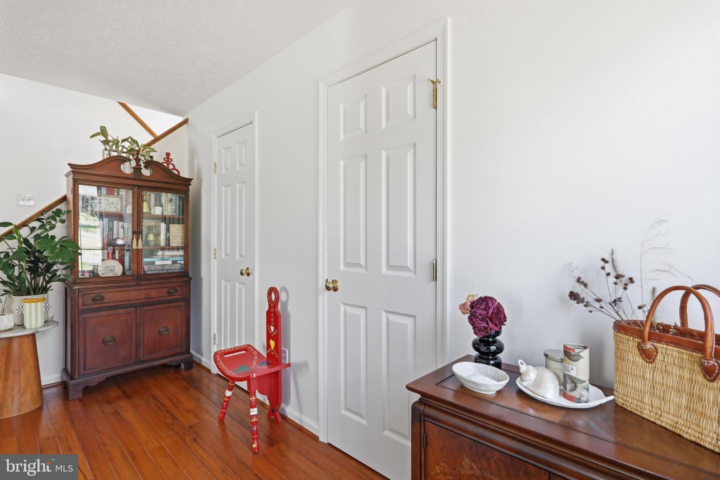 19 Fairview Ave Property Photo 20
