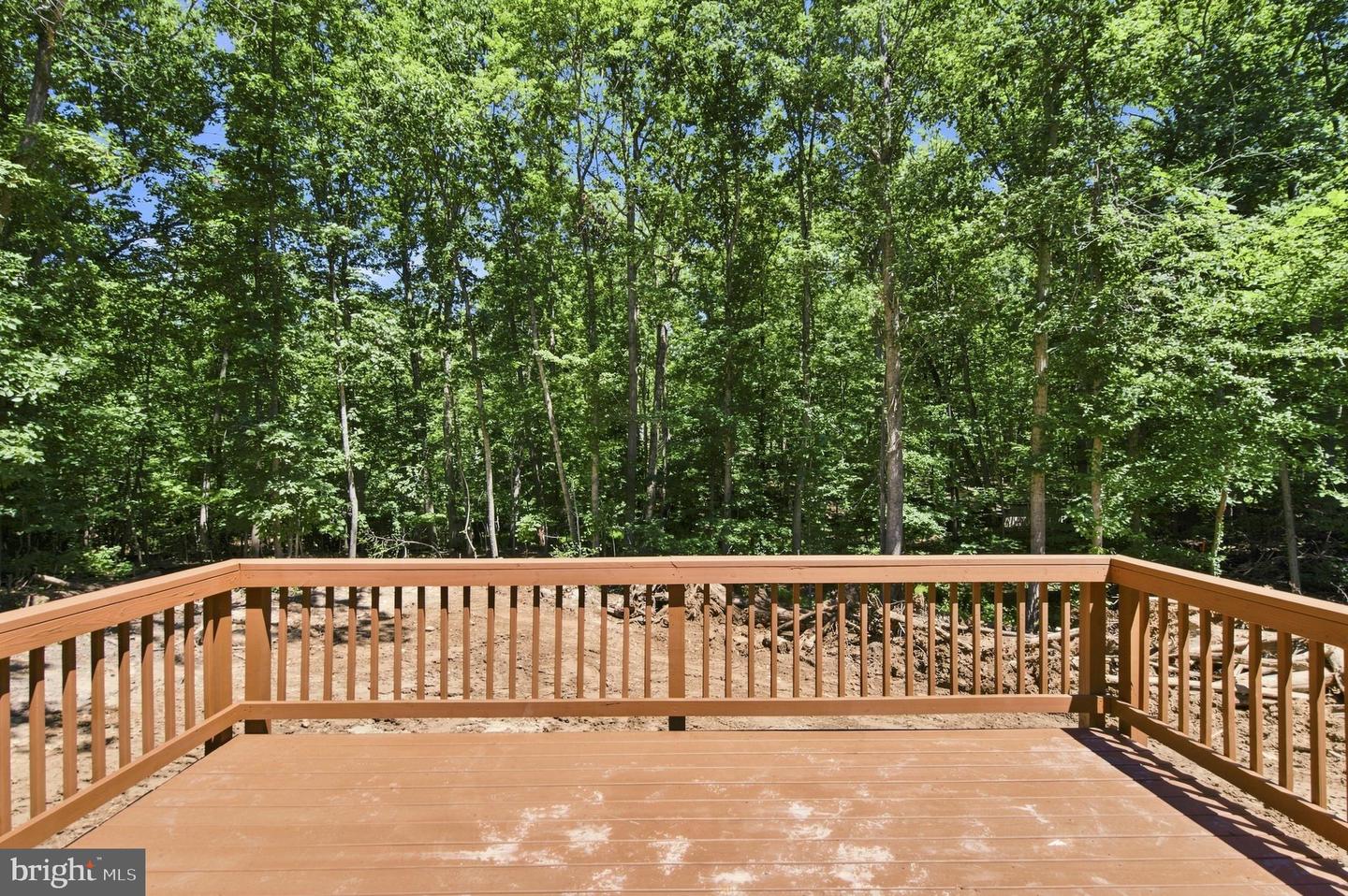 135 Yarnell Ct Property Photo 6