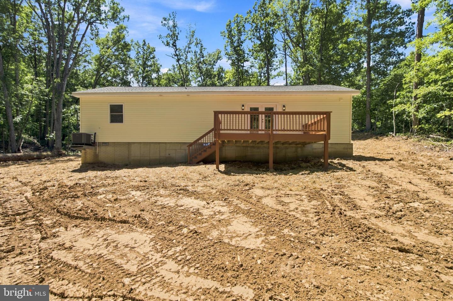 135 Yarnell Ct Property Photo 8